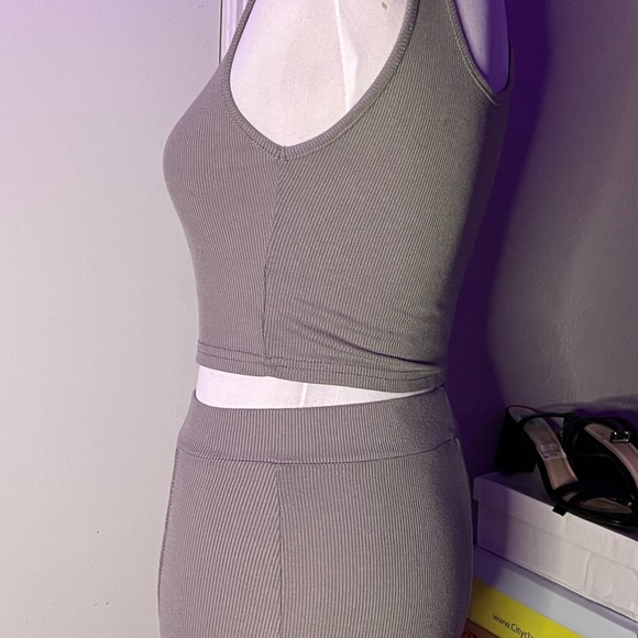 Two piece gray set 👽 - Picture 3 of 5